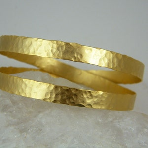 Gold Hammered bangle Chunky gold bracelet Statement bangle bracelet