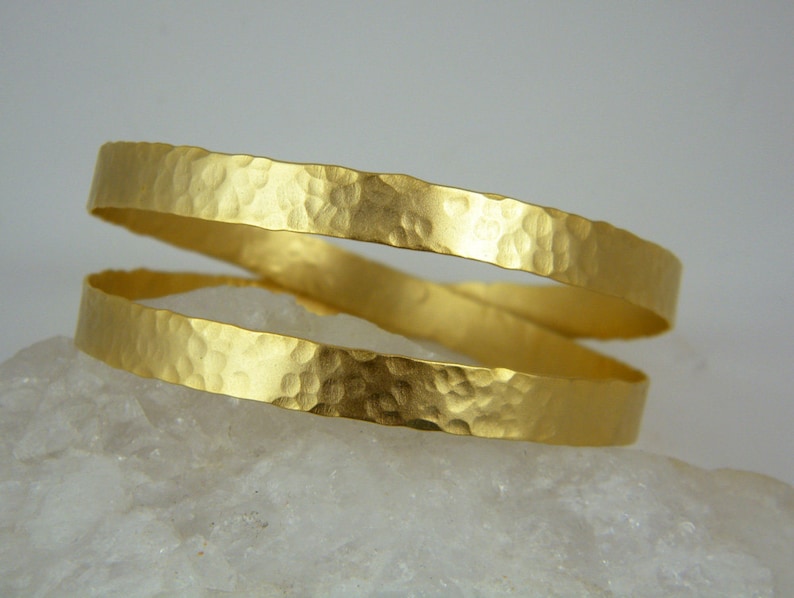 Hammered gold cuff Chunky gold bracelet Statement bangle bracelet image 2