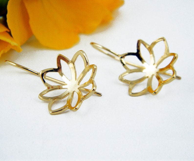 Flower earrings gold flower earring nature jewelry gold Etsy