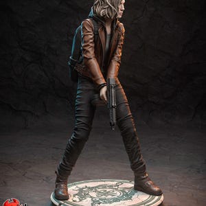 Figura de resina de Grace Ashcroft de Resident Evil – Escala 1/8 1/6 Estatua de fan art impresa en 3D / Regalo de coleccionista imagen 7