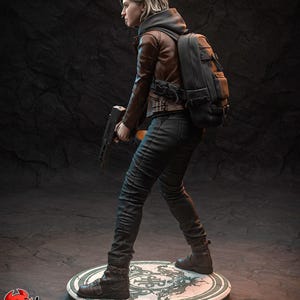 Figura de resina de Grace Ashcroft de Resident Evil – Escala 1/8 1/6 Estatua de fan art impresa en 3D / Regalo de coleccionista imagen 8