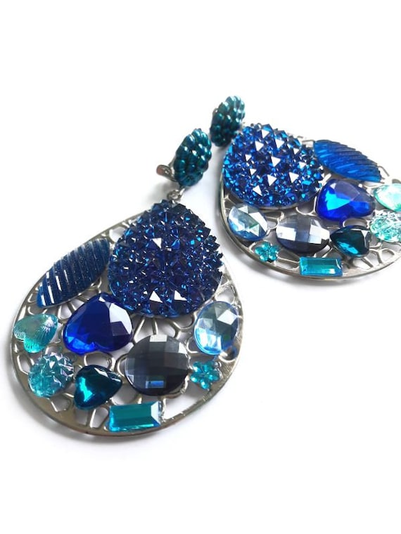 Flipkart.com - Buy CRUNCHY FASHION Traditional Big Blue Crystal Solitaire  Stone Stud Earrings Crystal Alloy Stud Earring Online at Best Prices in  India