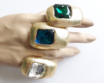 Anello grande colorato, Anello blu, Anello verde, Trasparente, Rettangolo, Anello grande, Anello grande, Vetro, Brutalista, Oversize, Modernista, Unico, Grezzo,