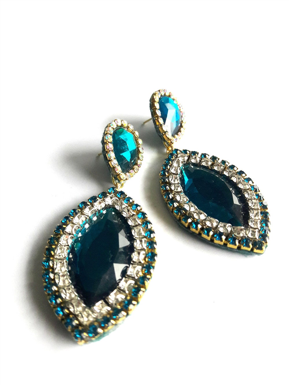 Teal Earrings, Chic Earrings, Oval Earring, Beadwork Earrings, Unique