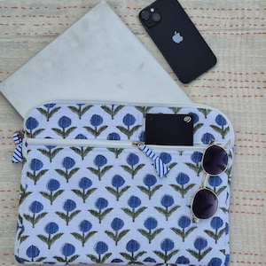 Vintage Floral Quilted Laptop Sleeves, Computer Case for Macbook Air Pro, Travel Laptop Case Unique Gifts, iPad Sleeves, Laptop Bag With Zip