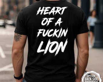 Camiseta "Corazón de León", camiseta motivacional para el gimnasio, camiseta de fitness, entrenamiento inspirador, ropa de gimnasio, frase divertida para el gimnasio, camiseta de culturismo