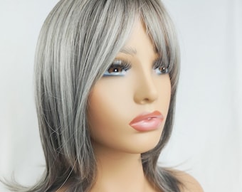 Gray Layered Wig with Bangs, Medium Length Straight Wig, Natural Looking Synthetic Wig, Silver Ombre Hair Wig, Everyday Fashion Wig