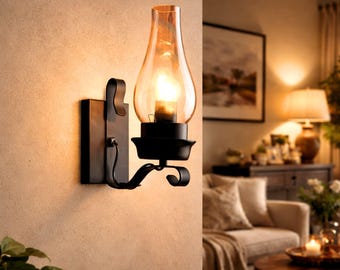 Aplique de pared estilo queroseno vintage / Lámpara de cristal y metal negro estilo casa de campo