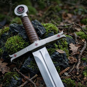 Réplica de la espada de los Caballeros Templarios: espada larga de acero al carbono forjada a mano.