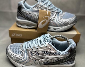 ASICS Gel Kayano 14 Gris Delfín Plata Pura Talla 8.5 del Reino Unido