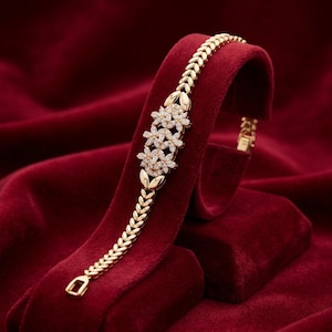 Pulsera floral de circonitas chapada en oro de 22 quilates, elegante joya de cadena llamativa