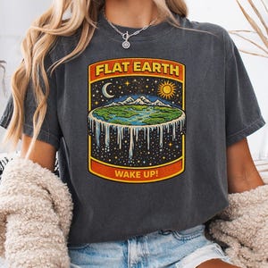 Platt jord komfortfärger T-shirt, platt jord-tröja, rolig meme-tröja, konspirationshumor-t-shirt, sarkastisk grafik, skämtgåva