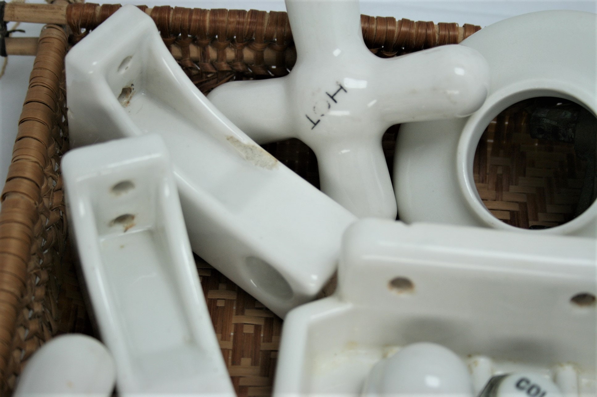 Lot of Vintage White Porcelain Bathroom Fixtures - Etsy