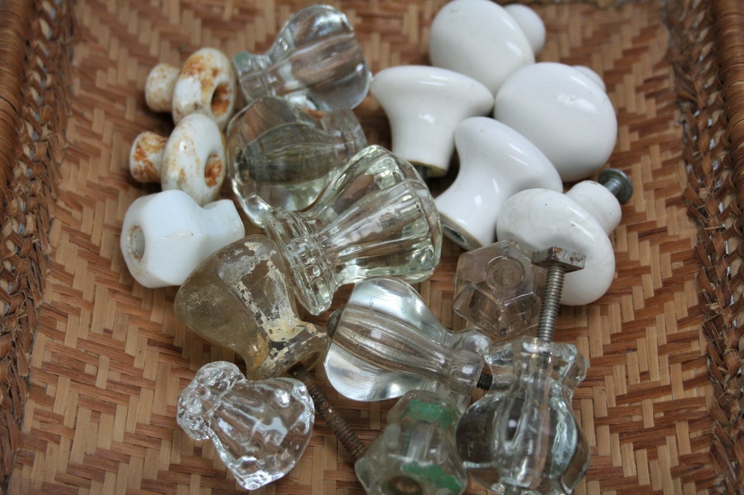 Lot of Vintage Glass Knobs/pulls and Newer Ceramic Knob/pulls 17 Pc Lot Etsy