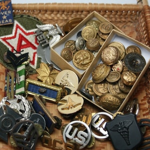 Lot of Vintage Military Pins, Insignia and Buttons