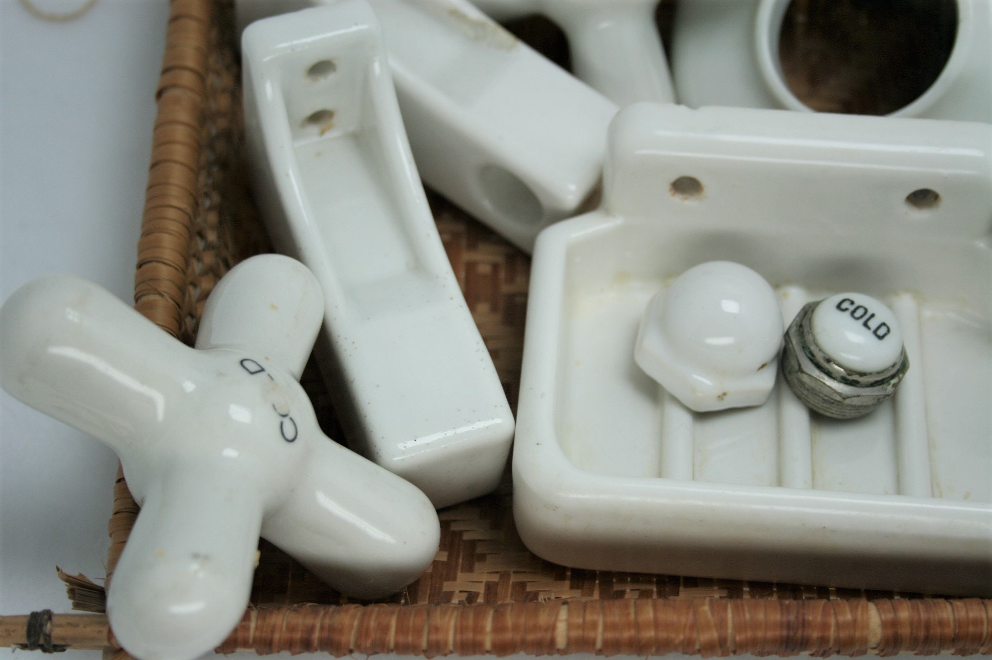 Lot of Vintage White Porcelain Bathroom Fixtures - Etsy