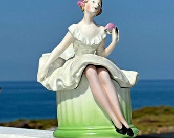 Vintage Bavaria porseleinen dame poederpot Snuisterijdoosje iriserende jurk ijdelheid