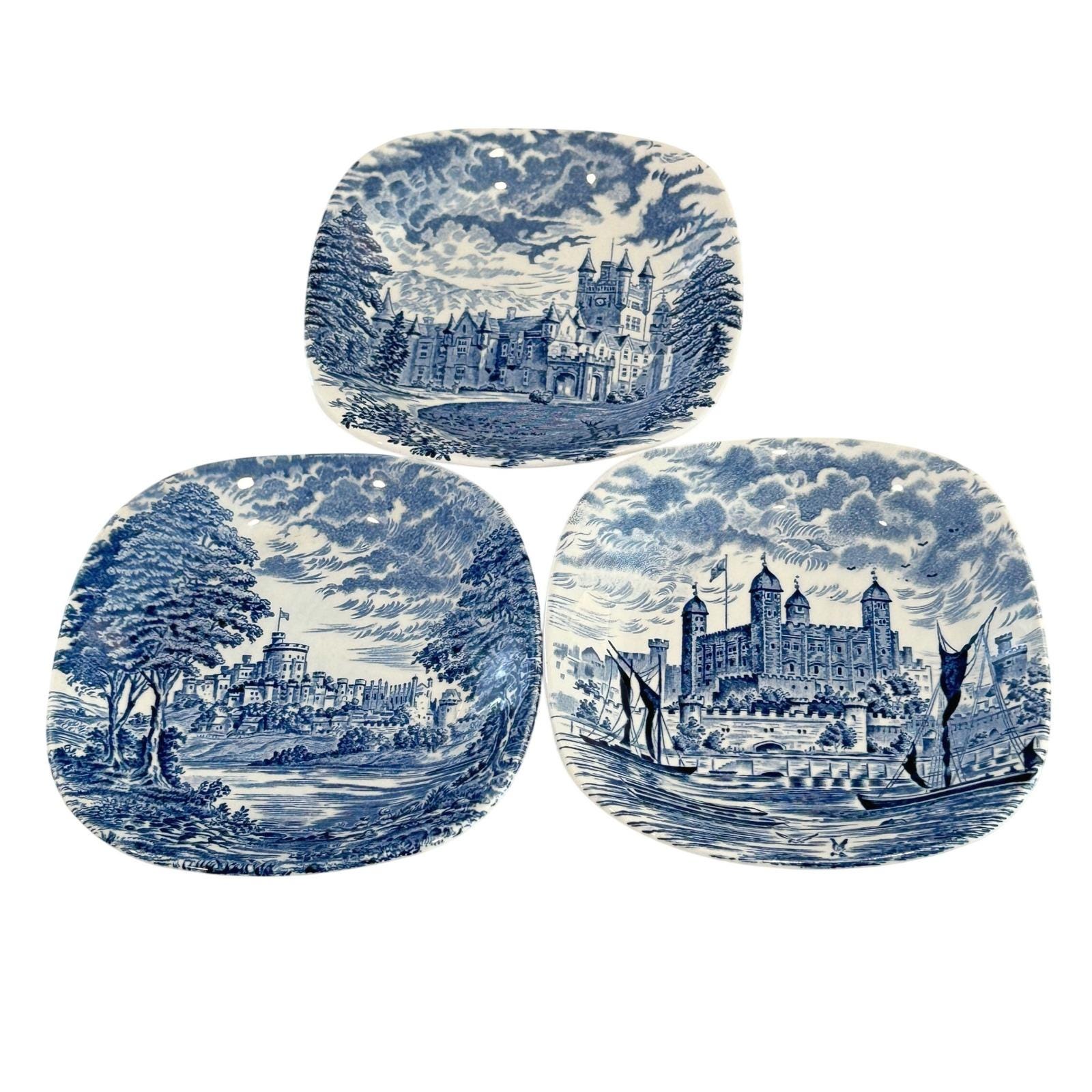 Windsor Castle China Plates - Etsy