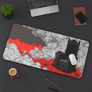 Puede incluir: Alfombrilla de ratón rectangular con un diseño de trono negro sobre un fondo de nubes rojas y grises. Un ratón blanco descansa sobre la alfombrilla. La alfombrilla está sobre una superficie negra.