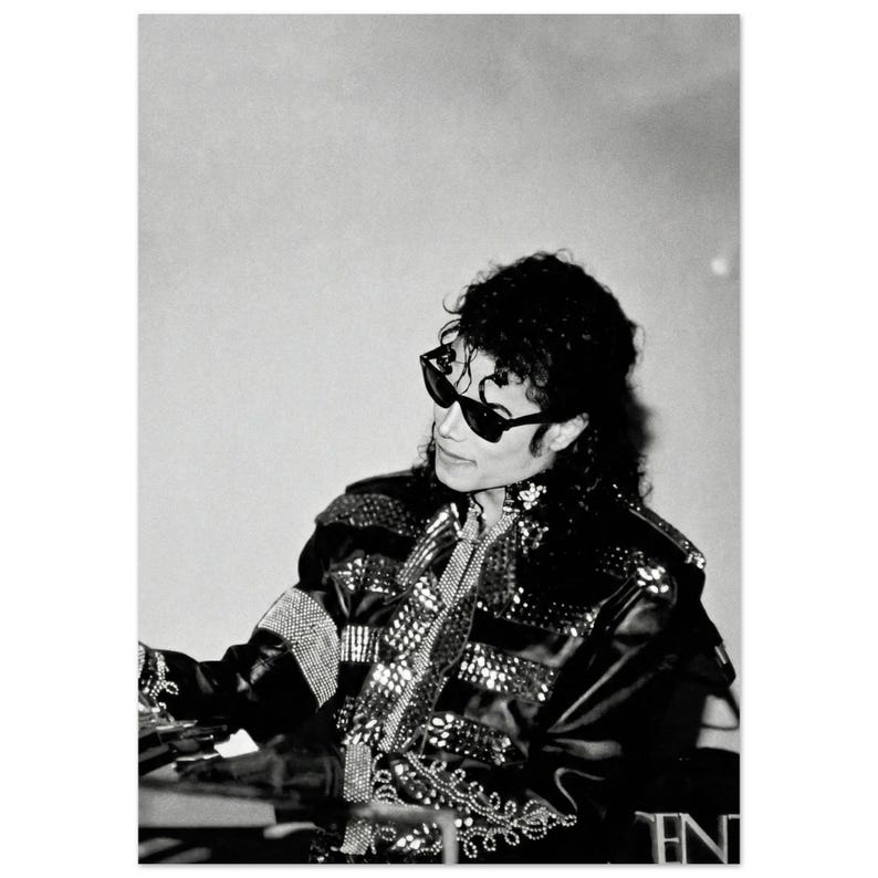 Michael Jackson Poster – Iconic King of Pop Wall Art, Vintage Black and White Music Decor, Retro MJ Print for Music Rooms & Studio Decor image 2