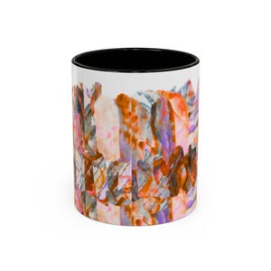 Mug abstrait rose et blanc en forme de coquille d'ormeau comme un coup de pinceau pastel, 11 ou 15 oz