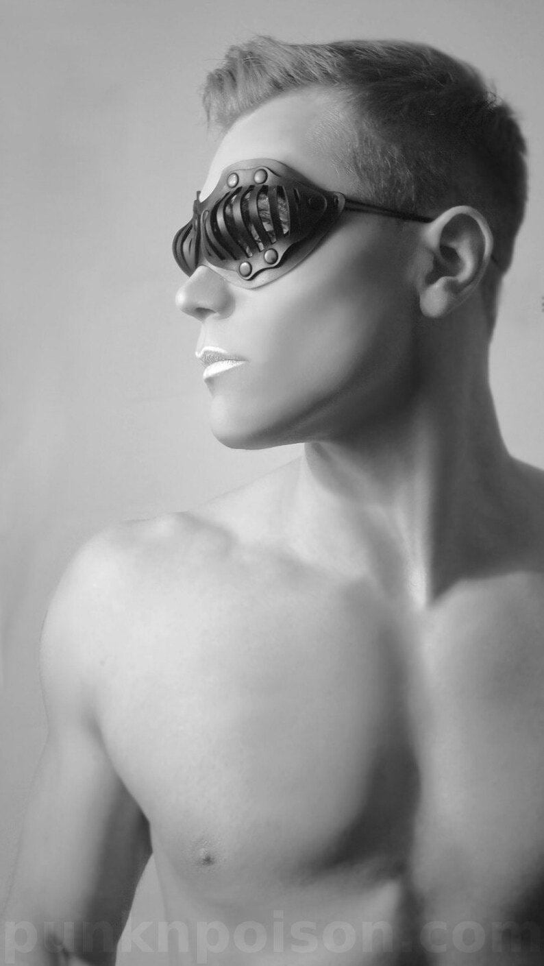 Eye Cage - Leather Masquerade Mask - Etsy