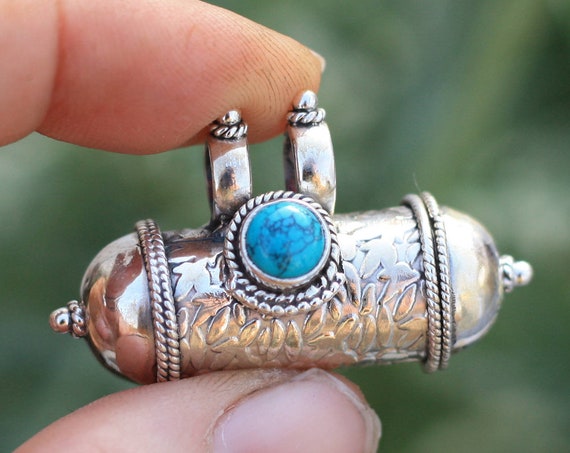 TURQUOISE MANTRA NECKLACE - Sterling Silver - Buddhist Prayer Necklace - Ash Jewellery - Keepsake - Positive affirmation - Vintage Locket