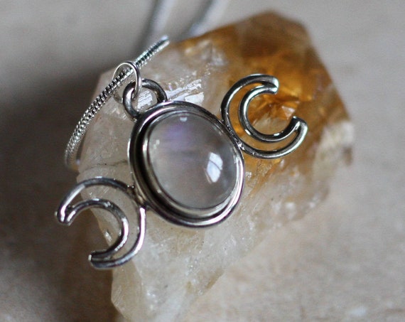MOONSTONE MOON GODDESS - Triple moon Necklace - Moon Jewellery - Star sign - Gemstone - Horoscope - Crescent Moon - Bespoke healing crystal