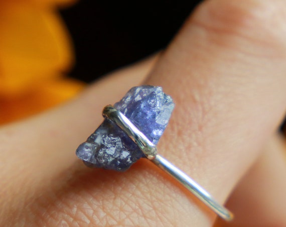 RAW TANZANITE RING - Gemstone Chip - Sterling silver - 925 Unpolished Crystal - Organic Natural Crystal - Bohemian Rustic Healing Crystal