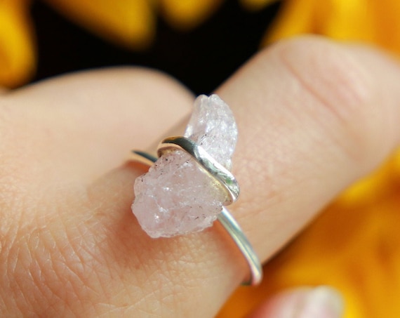 RAW ROSE QUARTZ - Gemstone Chip Ring - Sterling silver 925 - Unpolished Rustic Gemstone - Organic - Natural Crystal Ring - Bespoke Bohemian