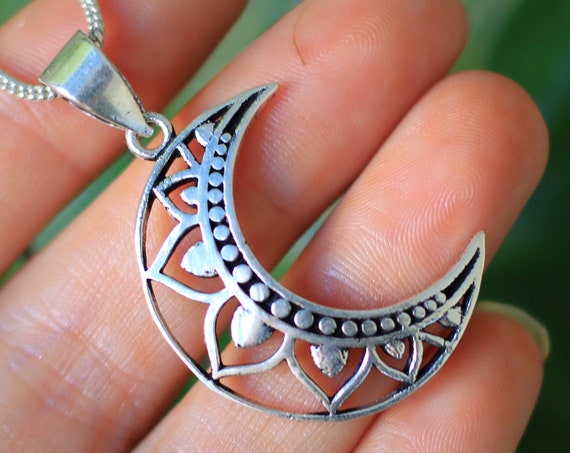 MANDALA MOON NECKLACE - Moonchild necklace - Witch - Wiccan Wicca Jewellery - Spell - Galaxy - Halloween - Sacred Geometry - Moon magic gift