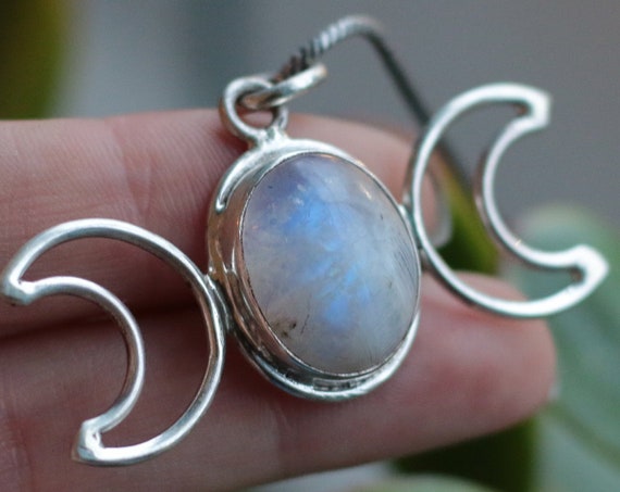 TRIPLE MOON GODDESS - Moonstone Necklace - Moon Jewellery - Birthstone - Gemstone - Horoscope - Crescent Moon - Healing Crystal - Bespoke