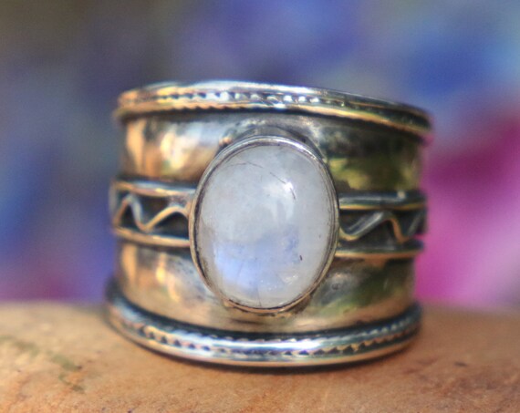 VINTAGE MOONSTONE RING - 925 Sterling Silver - Adjustable - Oxidised Ring - Birthstone - Moon child - Crystal - Gemstone - Tribal - Gift
