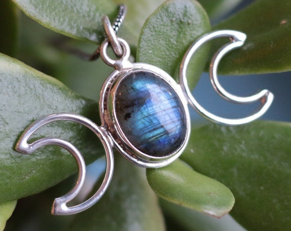 LABRADORITE MOON NECKLACE - Triple Moon Goddess - Moon - Star sign - Gemstone - Horoscope - Crescent Moon - Crystal Necklace - Bespoke Gift