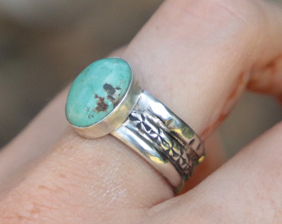 TURQUOISE SILVER RING - Adjustable - Thin 925 Silver - Hammered Ring - Navajo - Statement ring - December Birthstone - Crystal - Chakra