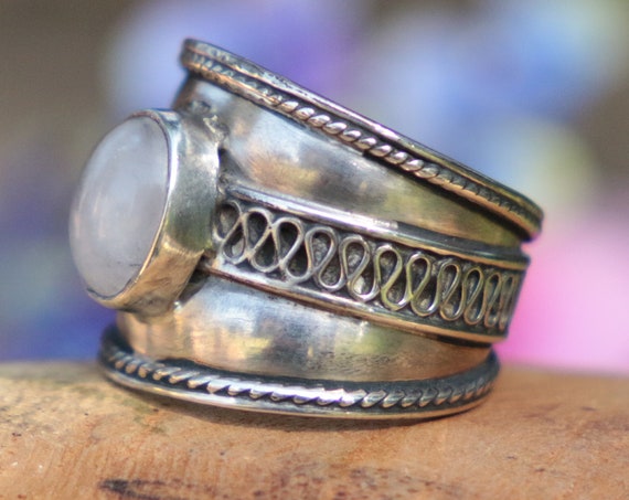 ETHNIC MOONSTONE RING - 925 Sterling Silver - Adjustable ring - Oxidised Ring - Birthstone - Moon child - Crystal - Gemstone - Moon Jewelry