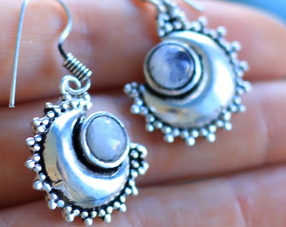 MOONSTONE MANDALA EARRING - Silver Plated Moon jewellery - Healing Crystal Earrings - Vintage Style Jewelry - Stocking Filler - Moonphase