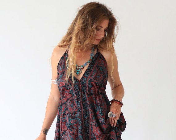 PAISLEY MAXI DRESS - Summer dress - Vintage Style - Sari dress - Indian Dress - Up cycle - Eco Fashion - Beach - Hippie - Wedding - Festival