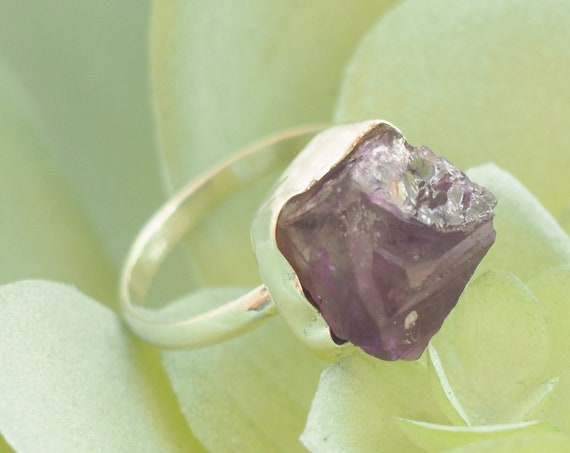 ROUGH AMETHYST RING - Silver stack ring - Natural Raw Rough - Powerful organic Crystal - Gemstone Chip - Xmas - Size O - Birthstone gift