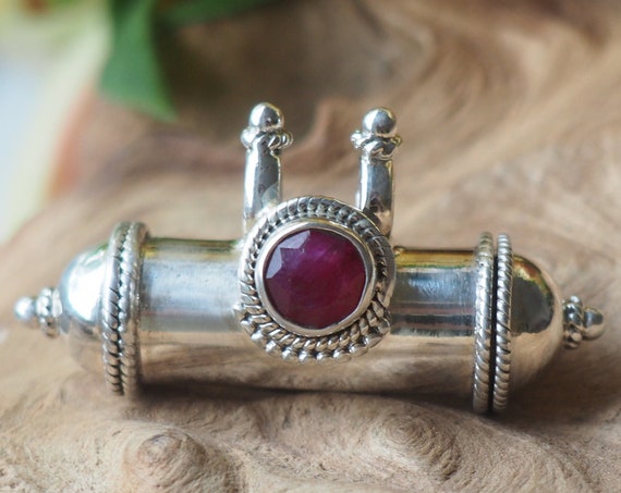 FACETED RUBY LOCKET - Mantra necklace - Sterling Silver - Mantra - Crystal Necklace - Gemstone - Ashes necklace - Affirmation - Prayer box