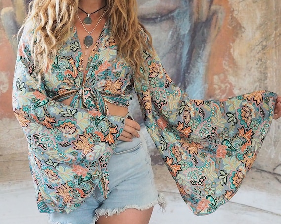 RETRO BELL SLEEVE - Vintage Indian Silk - Hippie - Retro - 70s - 60'S - Recycled Silk - Kimono - Cape - Festival Crop Top - Beach Jacket