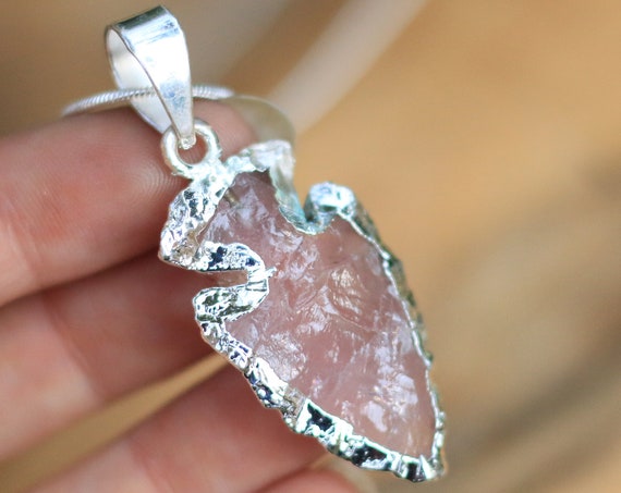 ROSE QUARTZ ARROWHEAD - Navajo Necklace - Native American - Silver Plated - Gift - Handmade - Crystal - Love stone - Friendship necklace