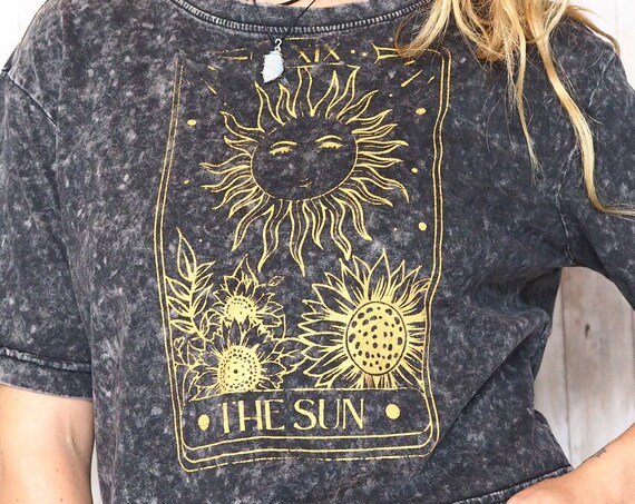 YOGA TAROT CROP - Sun Tarot Crop top - Screen Print Limited Edition - Vegan Approved - 100% Cotton - Non Binary - Unisex Active leisure wear
