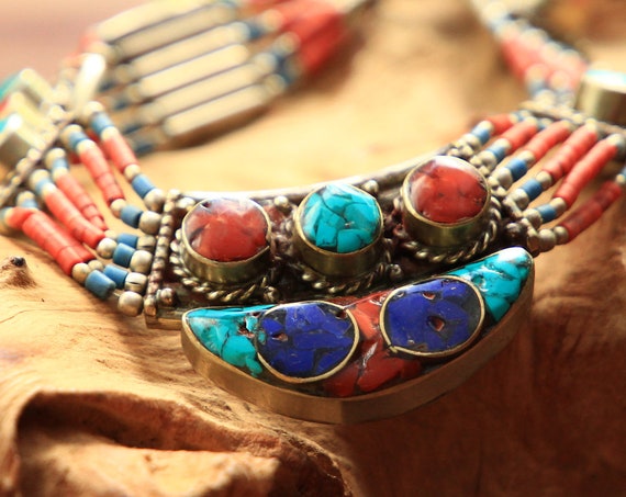 STATEMENT TIBETAN NECKLACE - Coral & Turquoise Chip Necklace - Nepali Buddhist Choker - Vintage - Semi Precious Gift Set - Beaded - Crystal