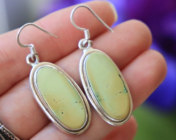 PALE TURQUOISE EARRINGS - 925 Sterling Silver Earrings - Gemstone - Rare Crystal - Natural - Vintage style - Green turquoise - Bohemian