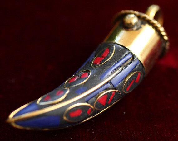 VINTAGE HORN PENDANT - Unisex Mosaic Necklace - Nepal - Moroccan style - Antique Gift - Good luck Mala - Mens Hippie Jewellery - Tooth Tusk