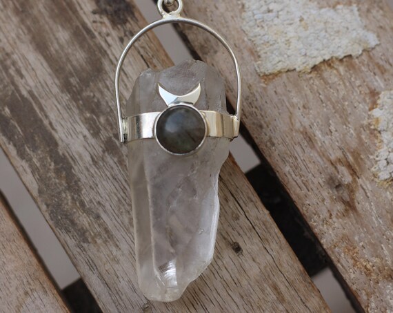 ORGANIC QUARTZ NECKLACE - Labradorite Moon Necklace - Raw Quartz - Moon Jewellery - Gemstone - Powerful - Sterling silver - Chakra - Reiki