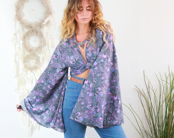 RETRO BELL SLEEVE - Vintage Indian Silk - Hippie - Retro - 70s - 60'S - Recycled Silk - Kimono - Cape - Kaftan - Tie Dye Crop Top - Flare