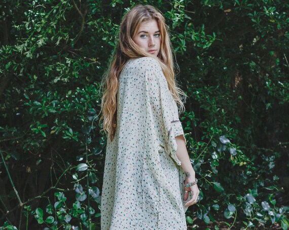 CREAM FLORAL KIMONO - Asymmetrical Kimono - Cover Up - Beach - Kaftan - Summer - Festival fashion - Maxi - Vintage - Upcycle - Eco Fashion