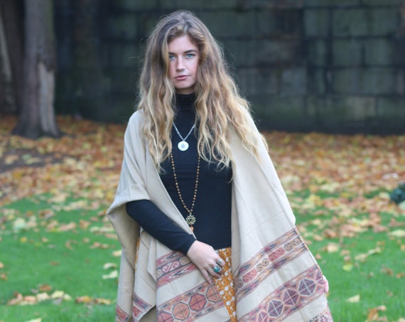 SCARF CAPE KIMONO - Autumn / Fall Kimono - Shawl - Cotton Blanket - Unisex Scarf - Aztec - Oversized Scarf - Vintage - Coat - Winter Jacket